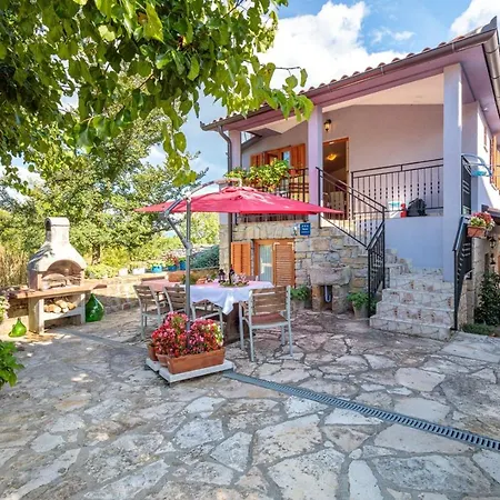 Pensión Sveti Leonard 3*