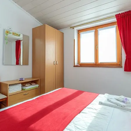 Sveti Leonard 308 Maison d'hôtes Oprtalj